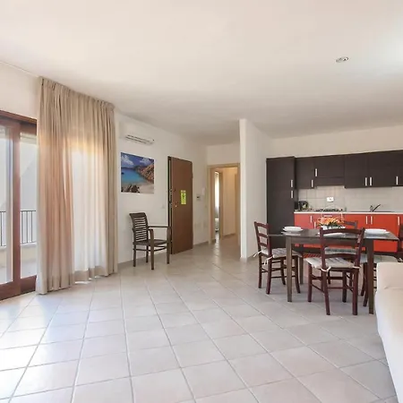 La Vela F44 Apartment